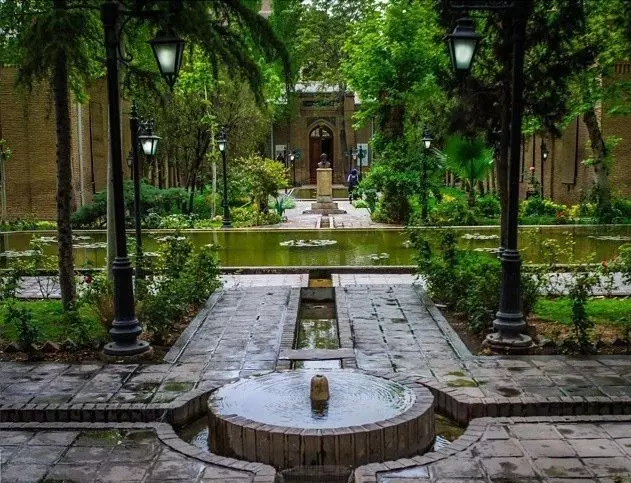 باغ موزه نگارستان